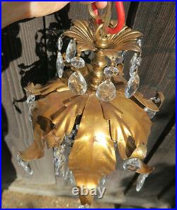 1of5 Vintage gilt Tole leaf Brass Italy Lily Florentine SWAG lamp chandelier