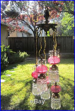 5L Vintage Hollywood Regency cranberry swirl Fenton tole Brass hanging swag lamp