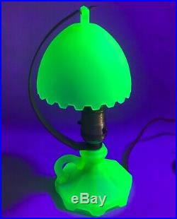 PV04341 Vintage Depression Satin Uranium Green BOUDOIR LAMP with Hanging Shade