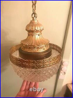 RARE Vintage BEAUTIFUL Hanging Chain Lamp Crystal Glass Pendant Pendel Lamp