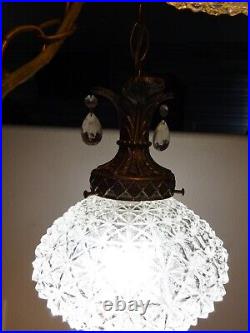 Rare Vintage Lighting 1960s Hollywood Regency Tri-Globe Tiered Chandelier Lamp 3