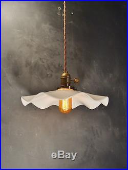 Subway Breeze Pendant Lamp Vintage Industrial Hanging Light with Ruffle Shade
