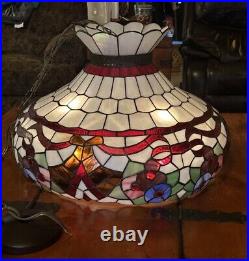 Tiffany Style hanging lamp vintage