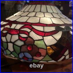 Tiffany Style hanging lamp vintage