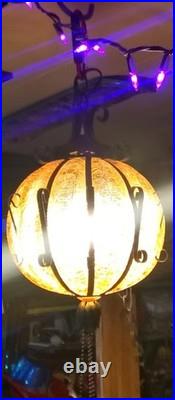 VINTAGE 70s MCM Amber Crackle Glass 10 Hanging Swag Lamp Pull Chain 10ft Cord