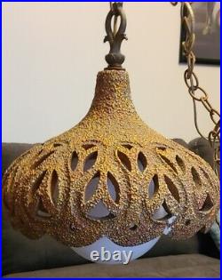 VTG 1960's MID CENTURY MODERN HANGING SWAG LAMP POTTERY ORANGE GOLD METALIC