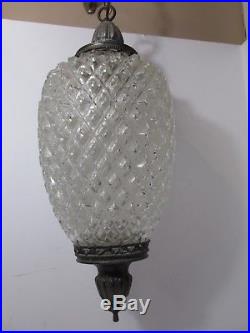 VTG EF EF Industries Hanging Swag Lamp Ceiling Light 1978 Glass Pineapple Globe