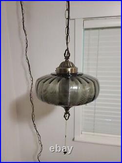 VTG Grey Glass Swag Light UFO Hanging MCM Lamp Plug In Pendant Pull Chain