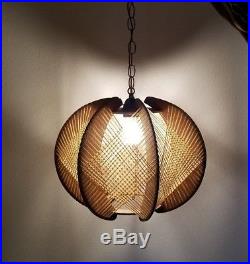 VTG MidCentury MOD Wood & Raffia String Woven Hanging Art Lamp Swag Chain Light