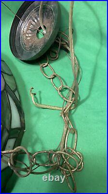 VTG Tiffany Style Stained Glass Hanging Light / Lamp Shade Floral Design 16 Di