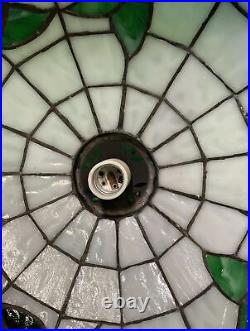 VTG Tiffany Style Stained Glass Hanging Light / Lamp Shade Floral Design 16 Di