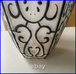 Vint. Glass Swag Brass & Glass Lamp Light. Works. YEAR Aprx. 25 Tall 20Round Vint. Glass Swag Brass & Glass Lamp Light. Works. YEAR Aprx. 25 Tall 20Round