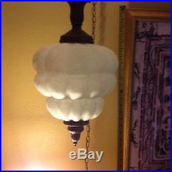 Vintage Detailed Design Pearl Swag Hanging Lamp Light Hollywood Regency