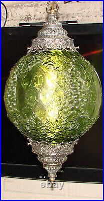 Vintage GRAPE VINE HANGING SWAG LIGHT LAMP - GREEN GLASS - 60s 70s