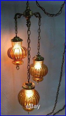 Vintage Hollywood Regency 3 Tier Amber Glass Swag Hanging Chain Lamp Brass