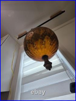 Vintage MCM Amber Hanging Swag Lamp Hollywood Regency Globe Parlor Light 18