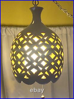 Vintage MCM Hanging Swag Lamp Ceramic Pendant Daisey
