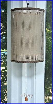 Vintage MID Century Modern Rattan Swag Lamp Hanging Pendant Light Chandelier