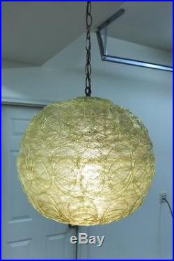Vintage Mid Century Lime Green Spaghetti Lucite Hanging Swag Lamp Light Atomic