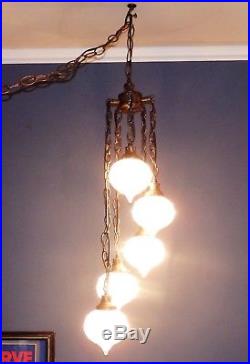 Vintage Mid Century Modern 5 LIGHT Plug-In Hanging SWAG LAMP with Glass Globes
