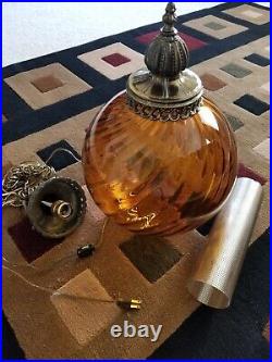 Vintage Mid Century Modern Amber Glass Globe Swag Lamp Hollywood Regency withdiffu