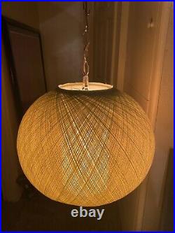 Vintage Mid Century Modern Spun Globe Hanging Swag Lamp Lucite Green W Diffuser