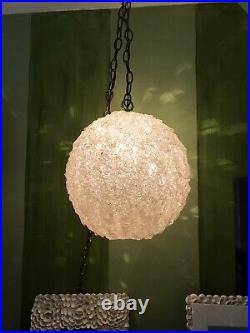 Vintage Mid Century Spaghetti Hanging Swag Lamp Light Globe Lucite Clear White