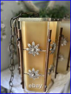 Vintage Pair MCM Plastic Wood Metal Hanging Swag Lamps Daisy Hippie 1960 70's 2