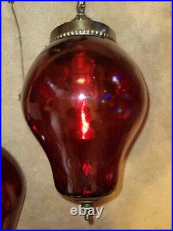 Vintage Red Optic Blown Glass 2 Light Hanging Swag Lamp Pull Chain