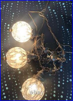 Vintage Regency 3 Bubble Shape Frosted Diamond Glass Ball Swag Hanging Lamp