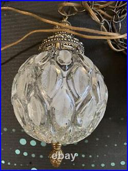 Vintage Regency 3 Bubble Shape Frosted Diamond Glass Ball Swag Hanging Lamp