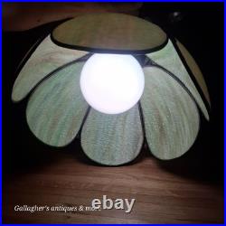 Vintage Tulip Slag Glass Hanging Lamp Green 8 Petal MCM Swag Lamp Light Vintage Tulip Slag Glass Hanging Lamp Green 8 Petal MCM Swag Lamp Light