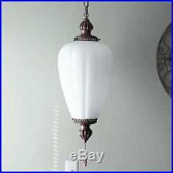 Vtg 26 Hanging Acorn Swag Ribbed Frosted Glass Lamp/Light Pull Chain String
