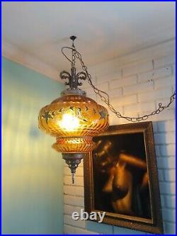 Vtg MCM Hanging Swag Light/Lamp Amber Glass Swirl Design gold accents