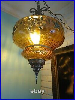 Vtg MCM Hanging Swag Light/Lamp Amber Glass Swirl Design gold accents