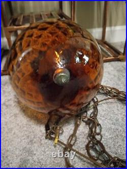 Vtg Mcm Diamond Optic Hanging Swag Light/Lamp Amber Glass 20 x 11 withDiffuser