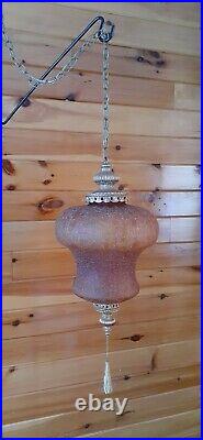 Vtg Mid Century Retro Hanging Swag Light/Lamp Amber Crackle Glass Design