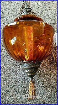 Vtg Swag Hanging Lamp 60s 70s Amber Stained Glass Wood Bronze Large Light (b34)