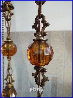Vtg. Unique MCM Hollywood Regency Aladdin 3 Globe Jeweled Amber Swag Lamp